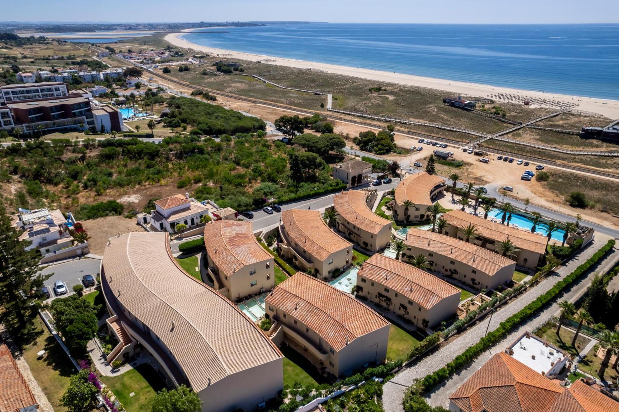 Vila Palmeira Beach Resort Lagos Esterno foto